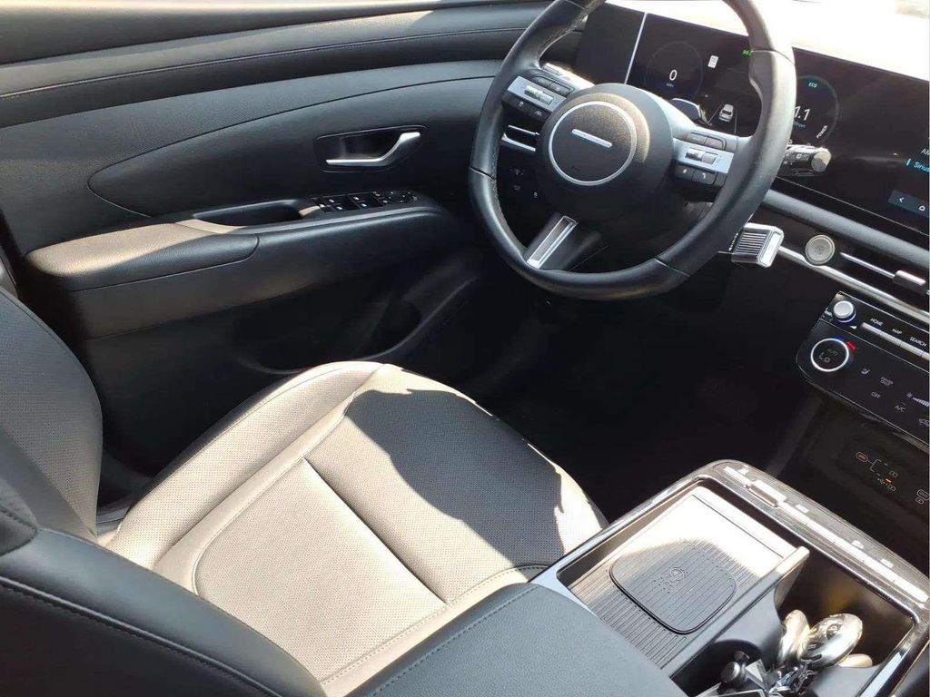 2025 Hyundai Tucson SEL Convenience - Photo 18