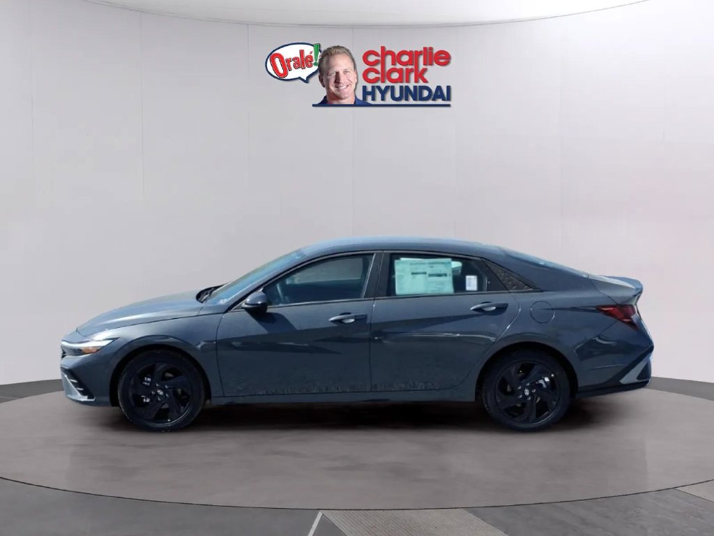 New 2026 Hyundai Elantra SEL Sport Sedan