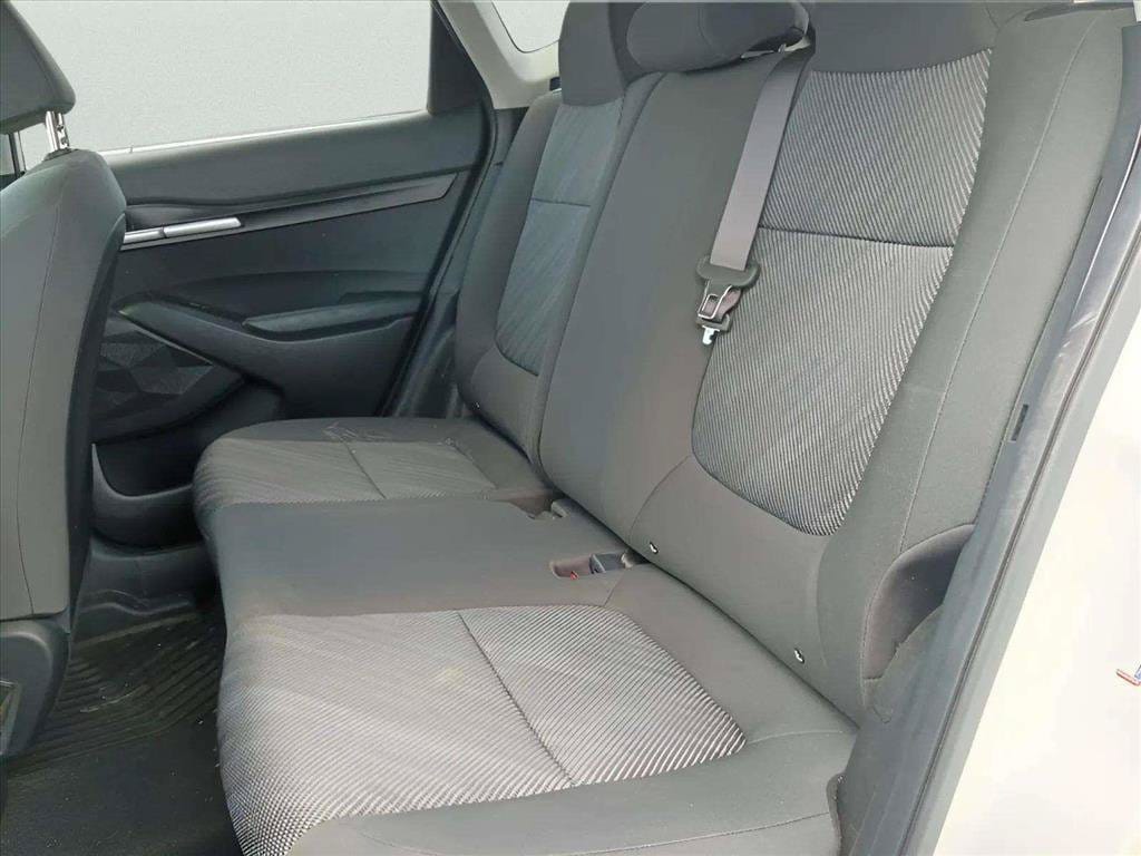 2025 Kia Seltos LX - Photo 7