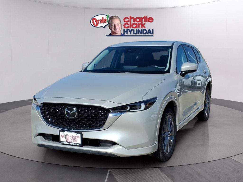 2024 Mazda CX-5 S Premium package