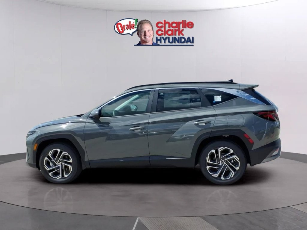 New 2026 Hyundai Tucson SEL Plus FWD SUV
