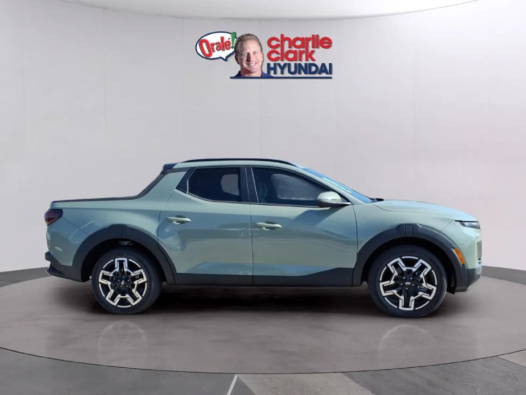 2026 Hyundai Santa Cruz Limited - Photo 7