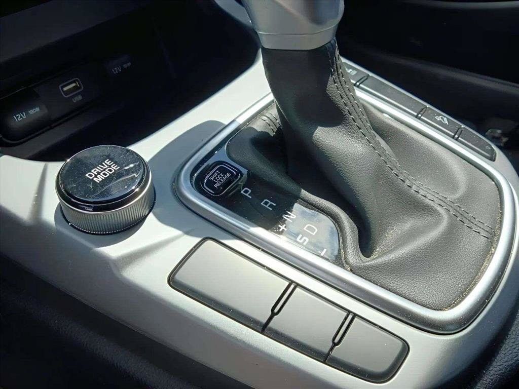 2025 Kia Seltos LX - Photo 11