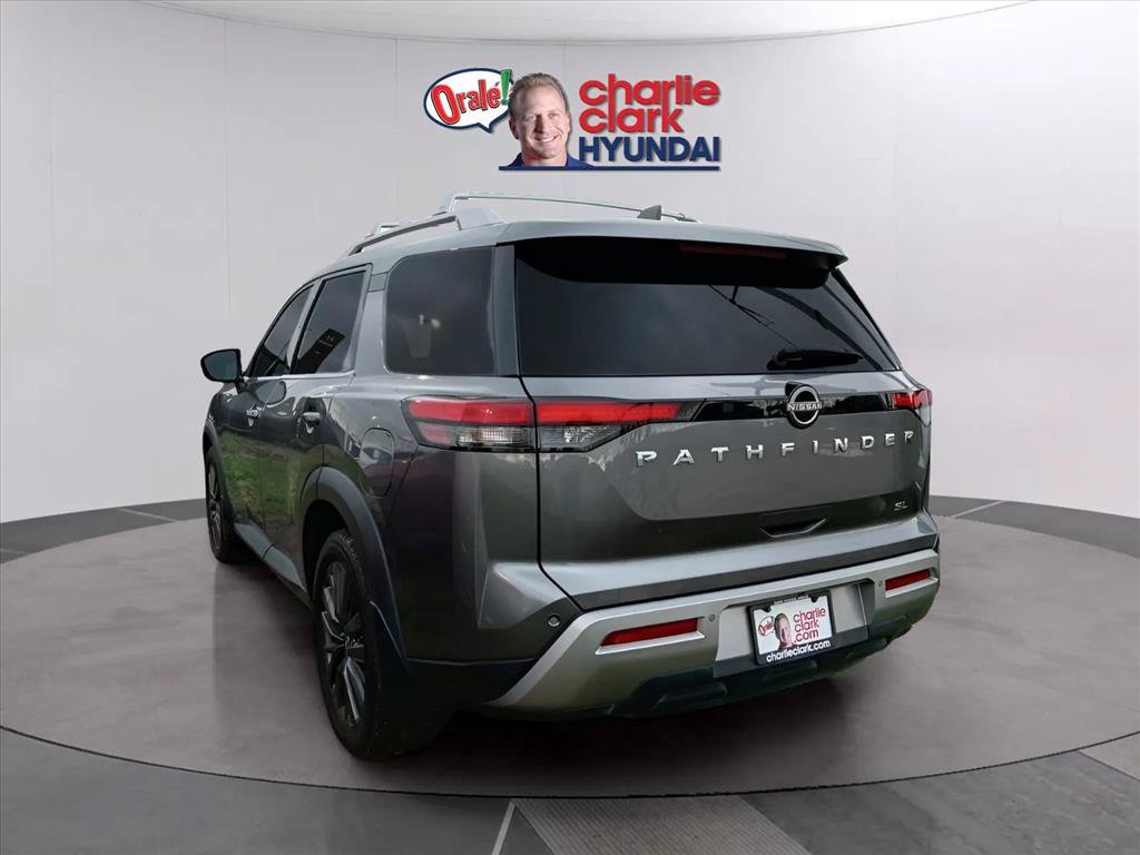 Used 2022 Nissan Pathfinder SL SUV