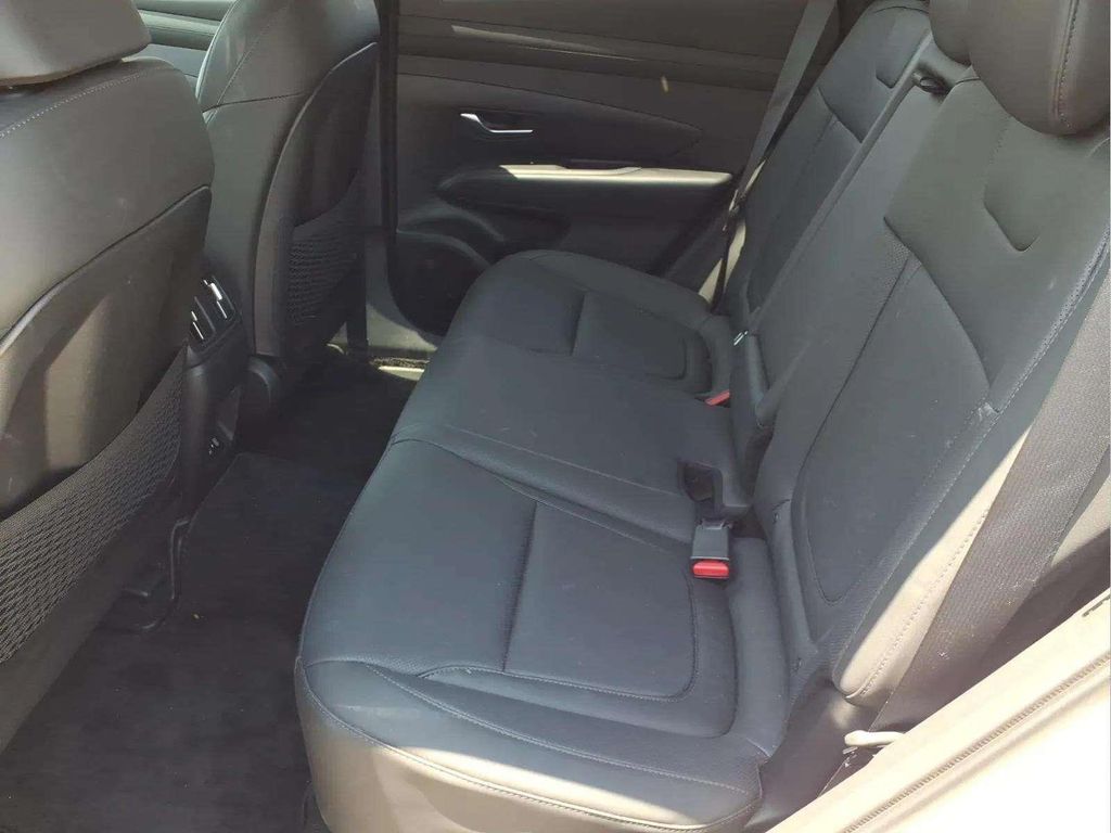 2025 Hyundai Tucson SEL Convenience - Photo 13