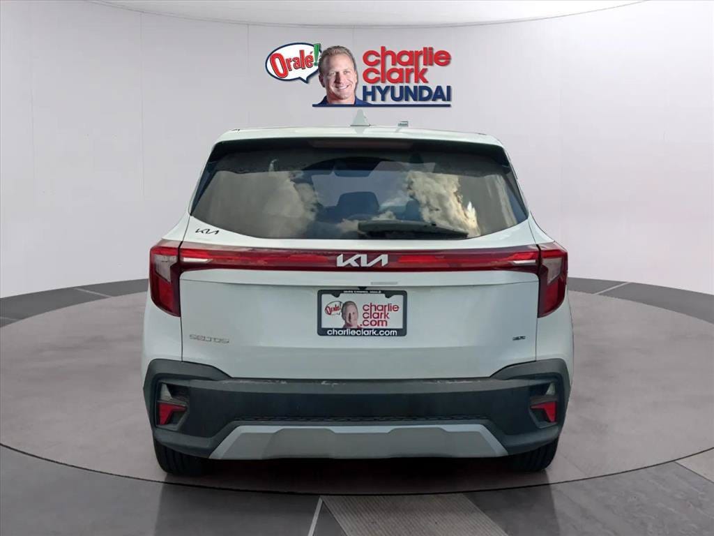 Used 2025 Kia Seltos LX SUV