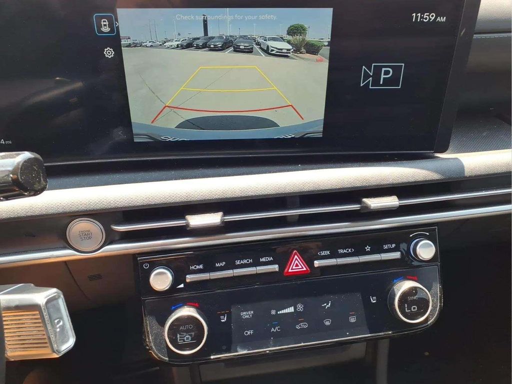 2025 Hyundai Tucson SEL Convenience - Photo 15