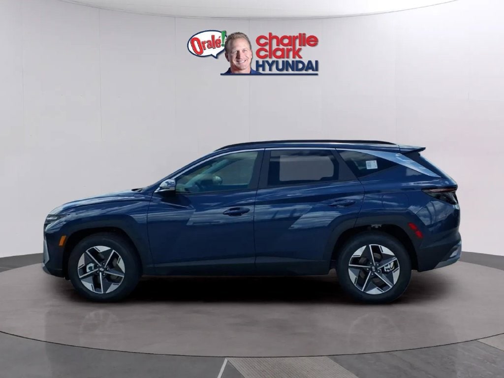 New 2026 Hyundai Tucson SEL Premium FWD SUV
