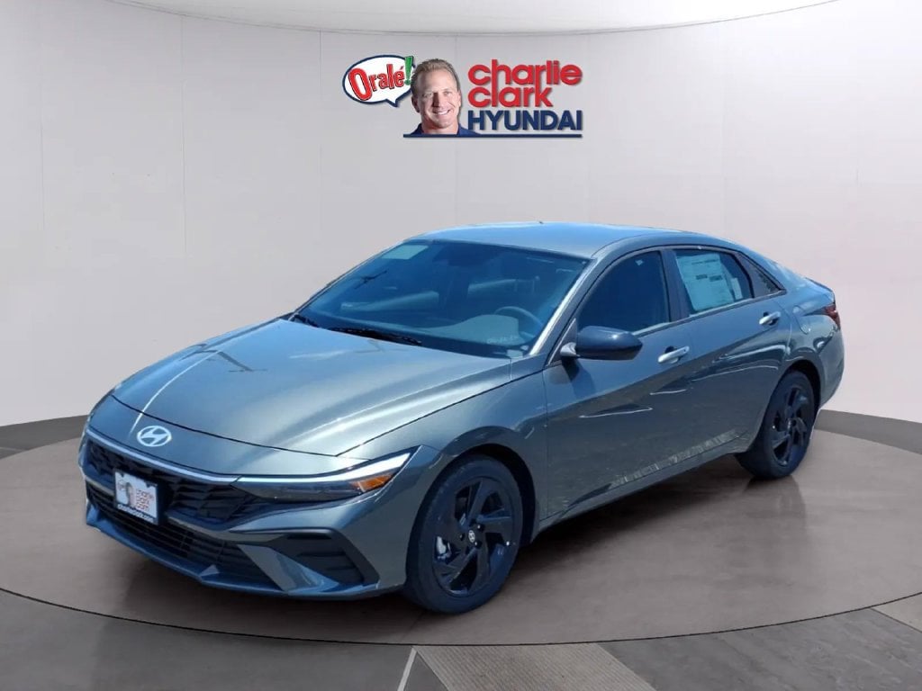 New 2026 Hyundai Elantra SEL Sport Sedan