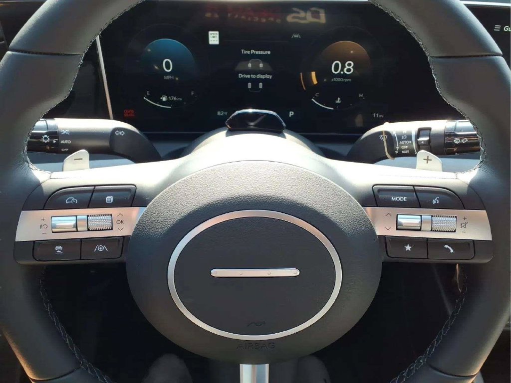 2026 Hyundai Santa Cruz Limited - Photo 12
