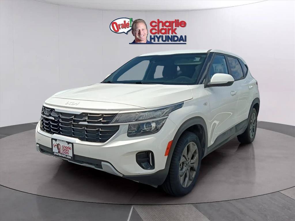Used 2025 Kia Seltos LX SUV
