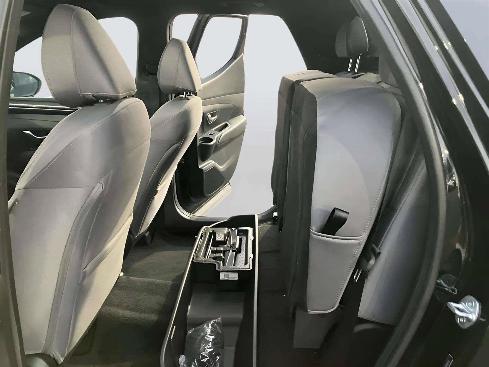 2024 Hyundai Santa Cruz SEL - Photo 16