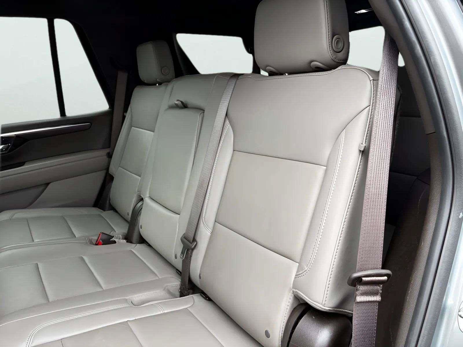 2025 Chevrolet Tahoe LT - Photo 10