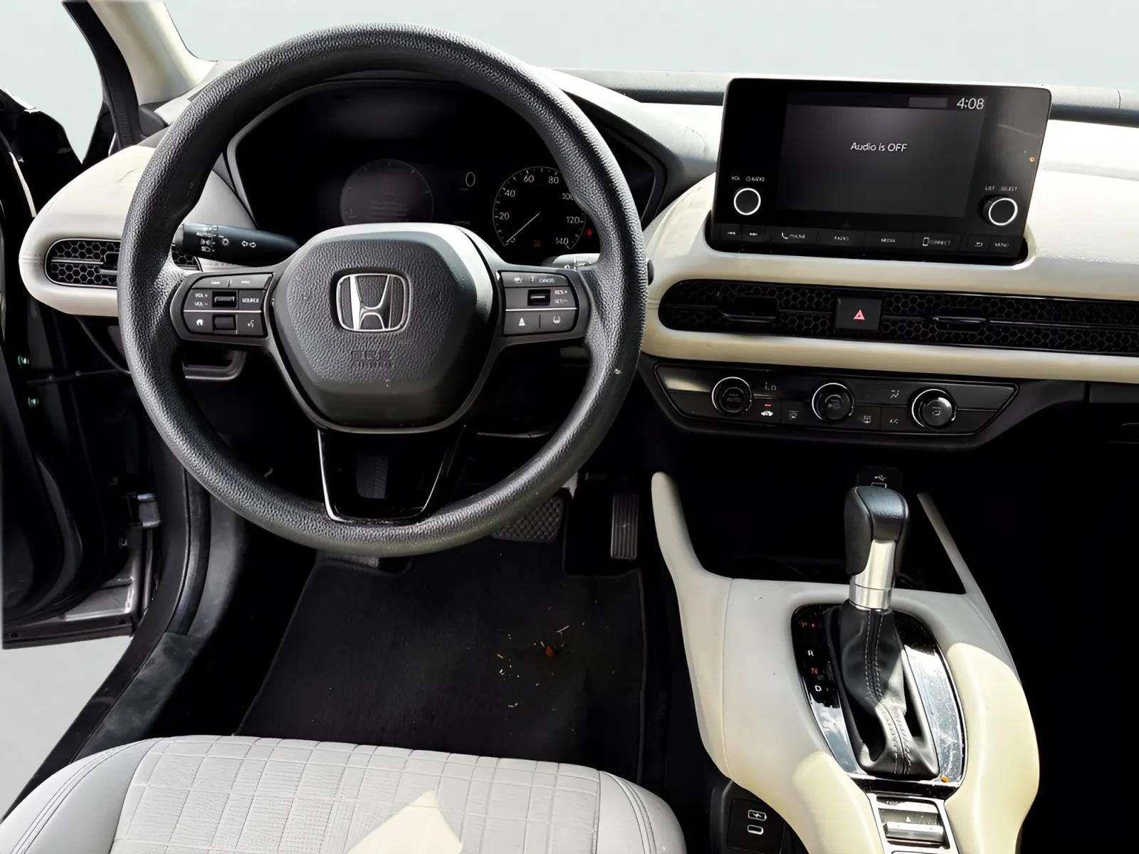 2025 Honda HR-V LX - Photo 13