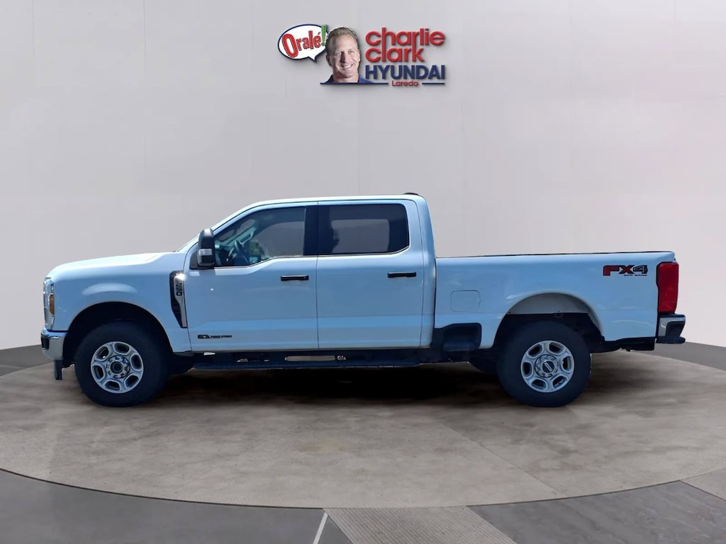 Used 2025 Ford F-250SD XLT Truck