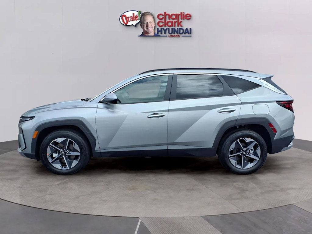 New 2026 Hyundai Tucson SEL Premium FWD SUV
