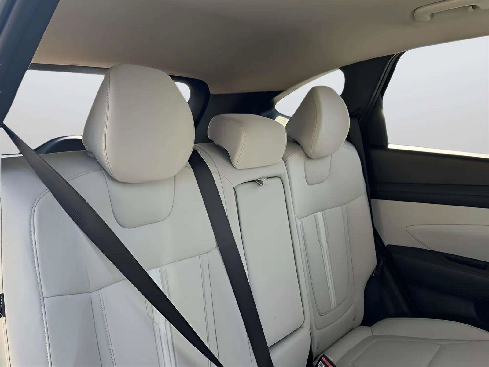 2025 Hyundai Tucson SEL - Photo 9