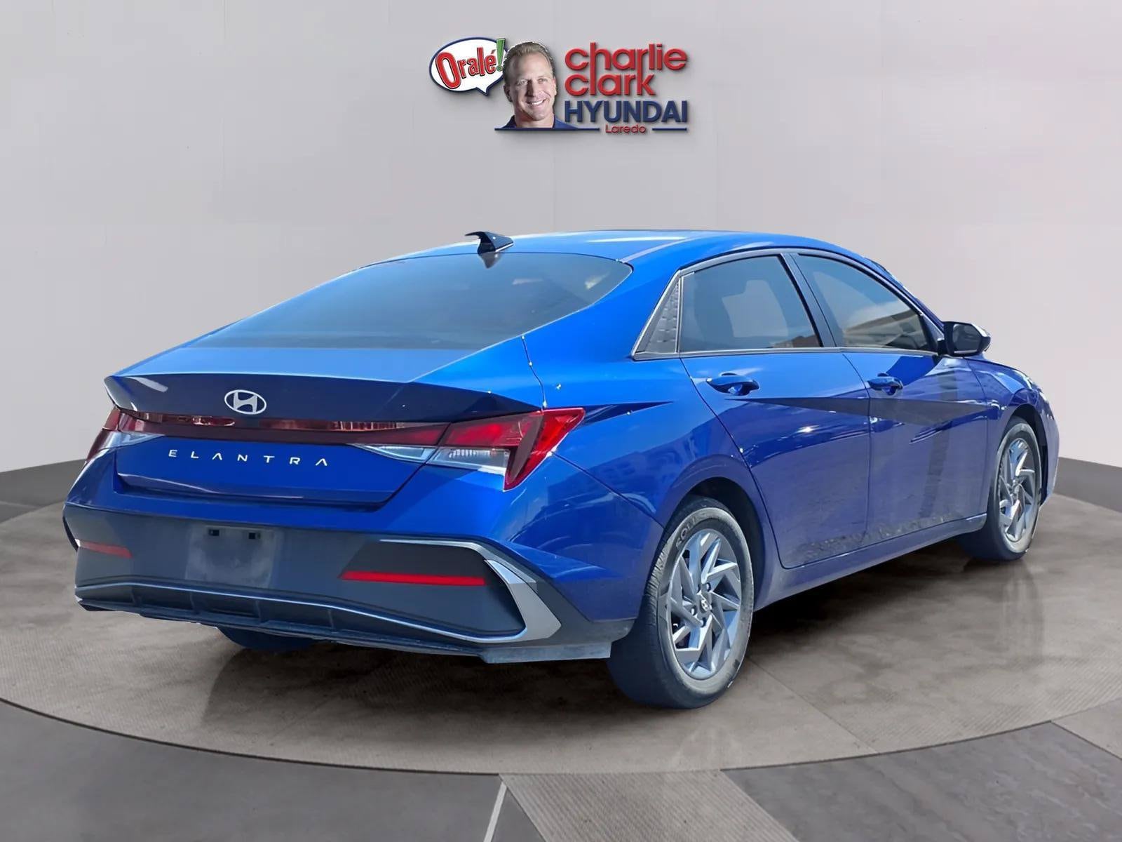 2024 Hyundai Elantra SEL - Photo 5