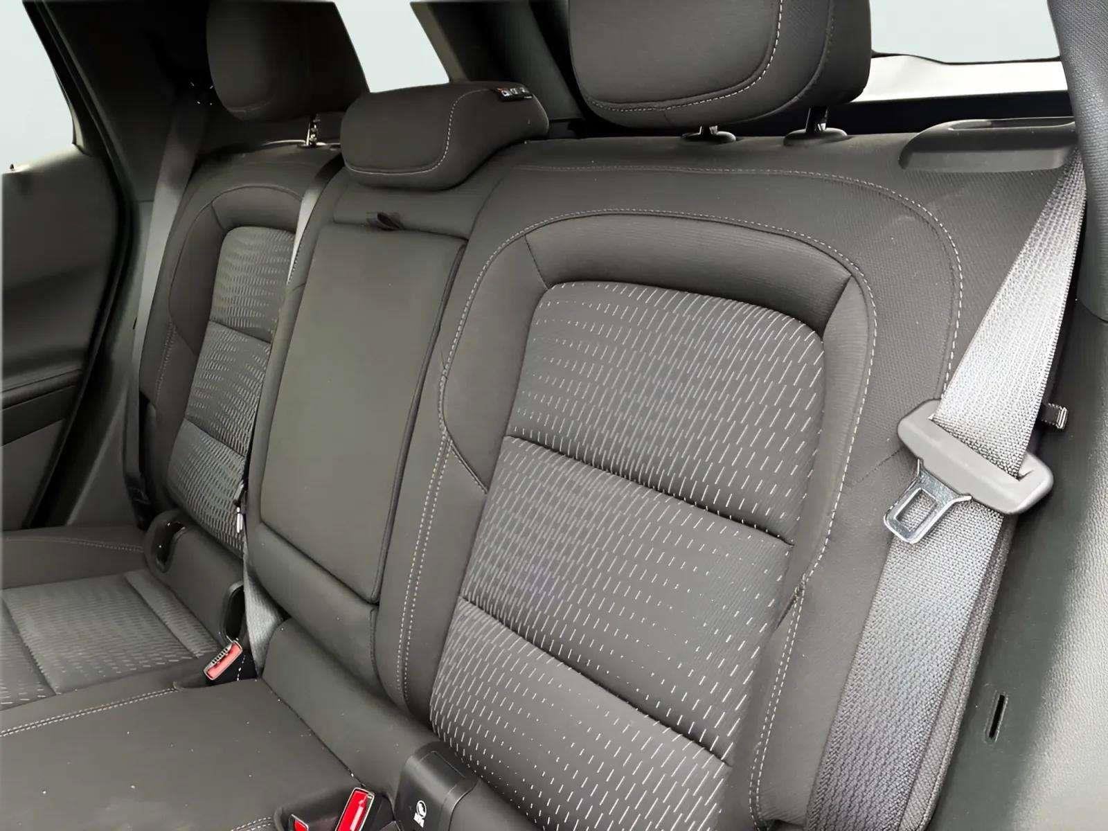 2026 Chevrolet Equinox LT - Photo 10