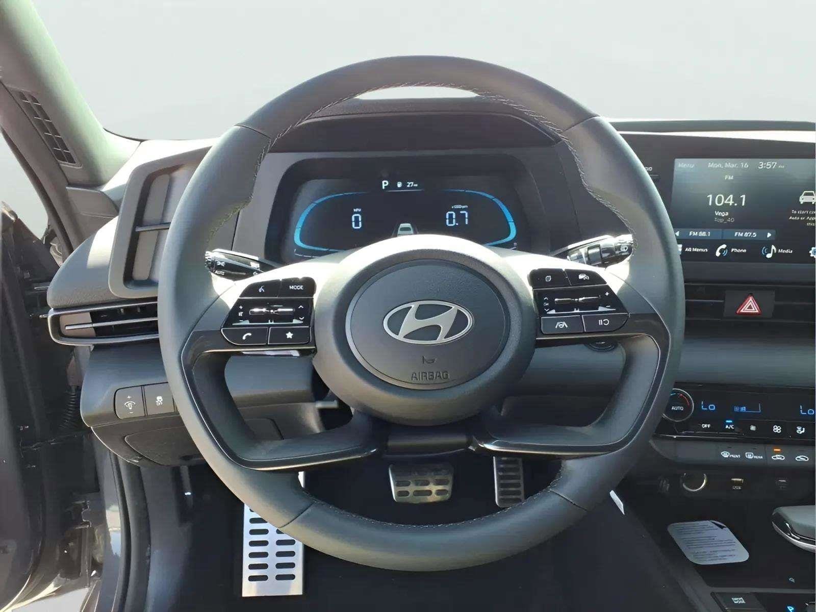 2026 Hyundai Elantra SEL Sport - Photo 11