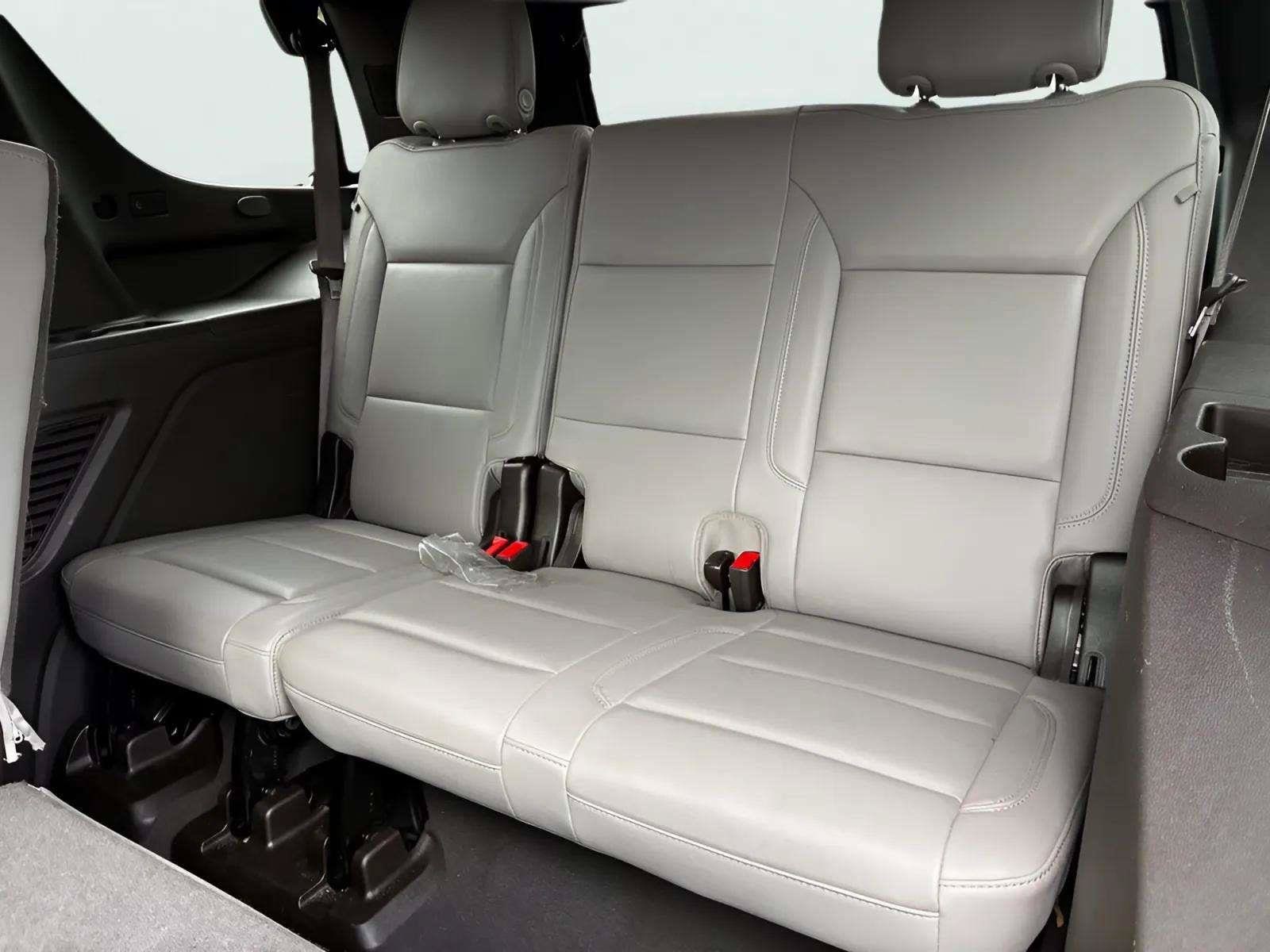 2025 Chevrolet Tahoe LT - Photo 11