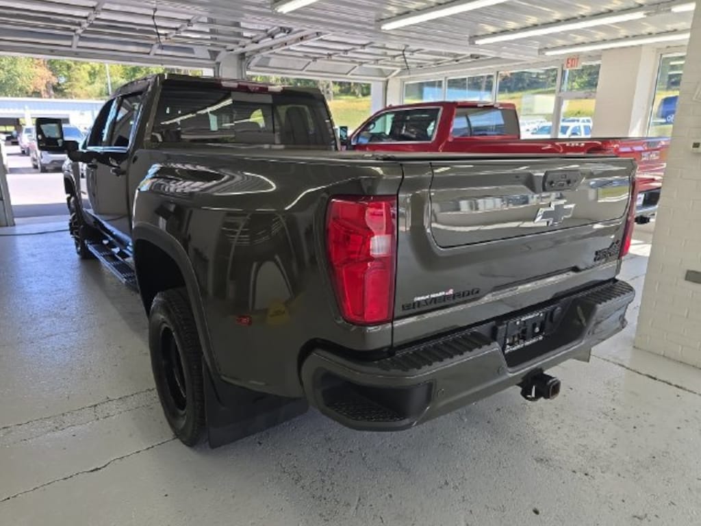 Used 2022 Chevrolet Silverado 3500 HD High Country Truck
