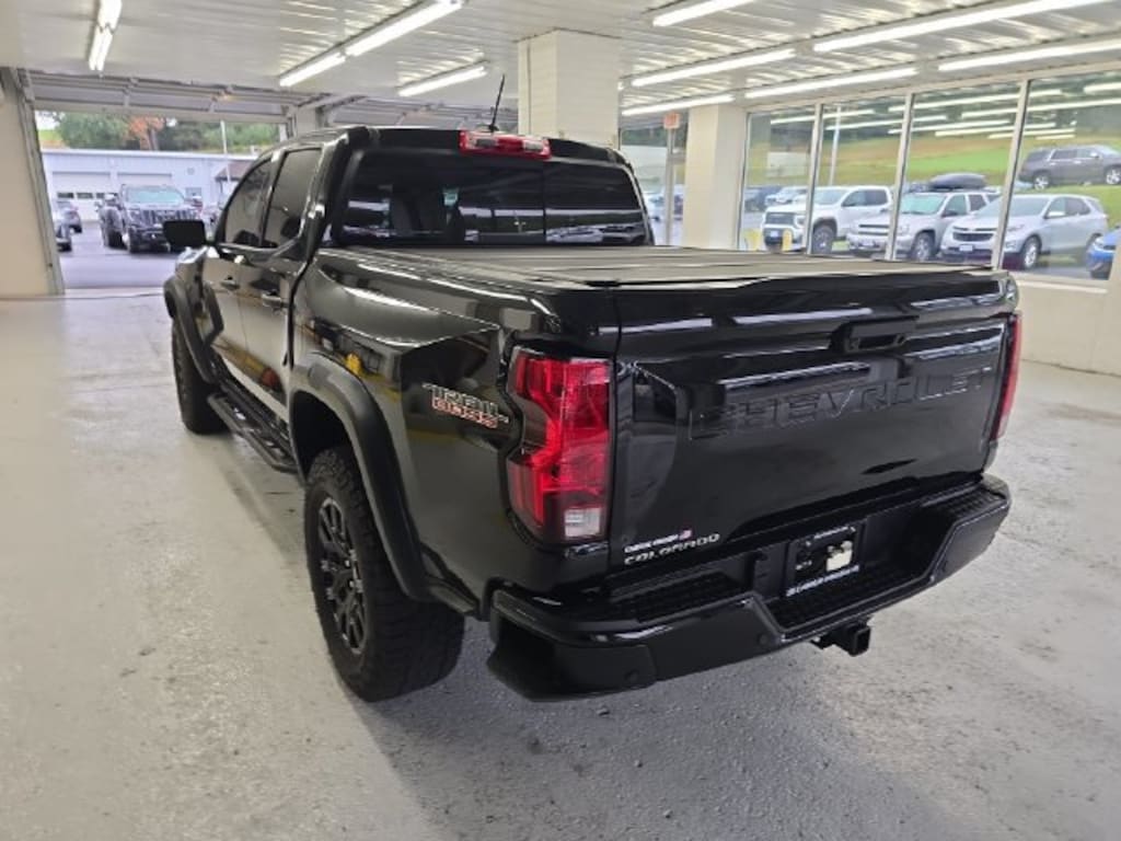 Used 2024 Chevrolet Colorado Trail Boss Truck