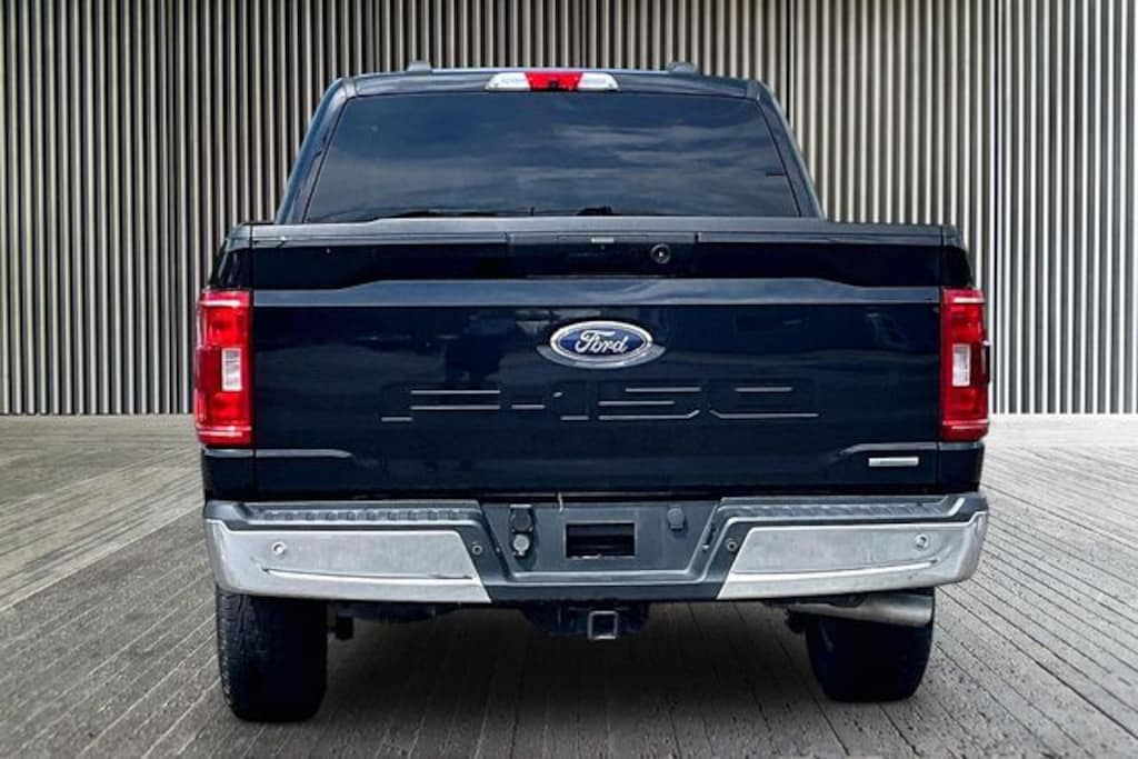 Used 2021 Ford F-150 XLT Truck SuperCrew Cab