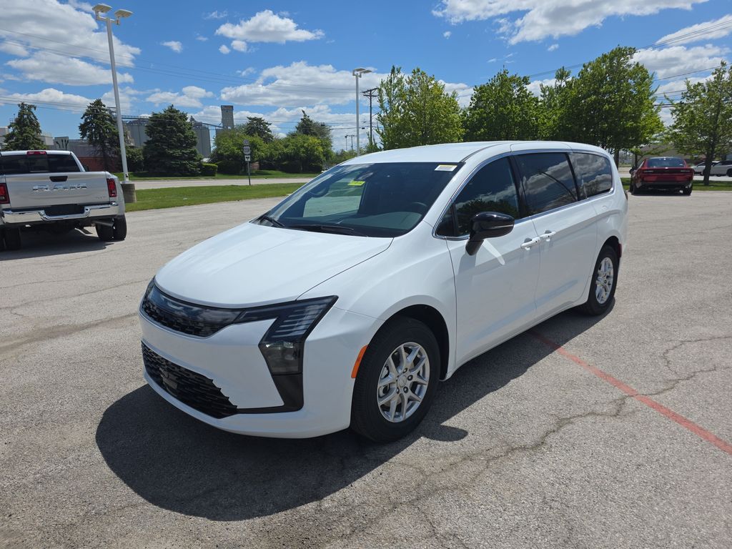 2027 Chrysler Pacifica Select