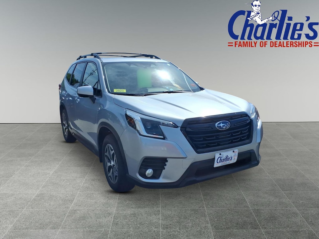 Used 2023 Subaru Forester Premium SUV