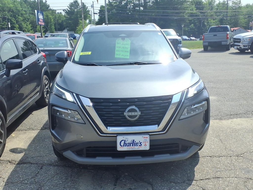 Used 2023 Nissan Rogue SV SUV