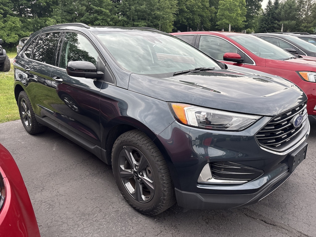 Used 2023 Ford Edge
