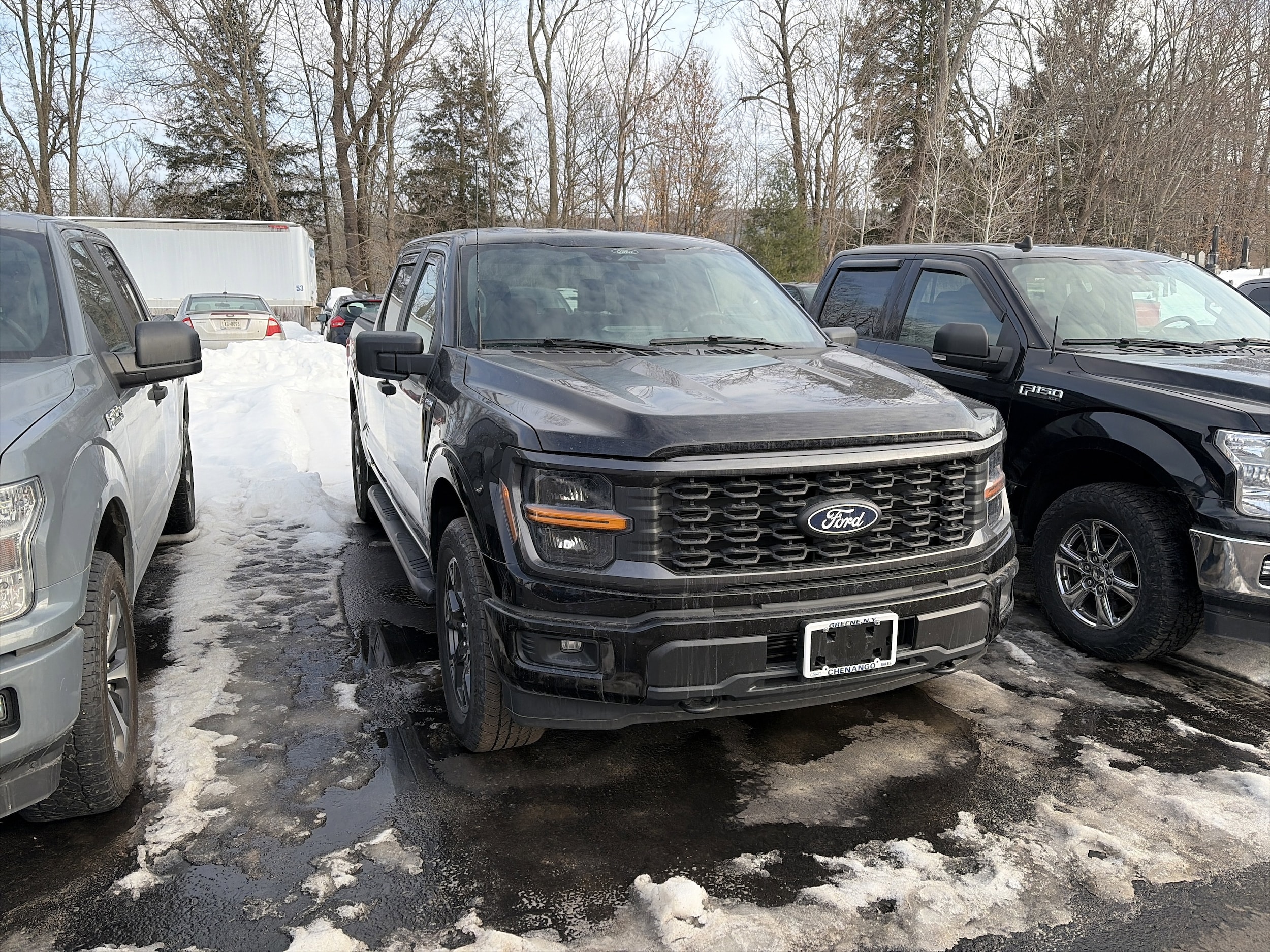 2025 Ford F-150 STX 4WD SuperCrew 5.5 Box 