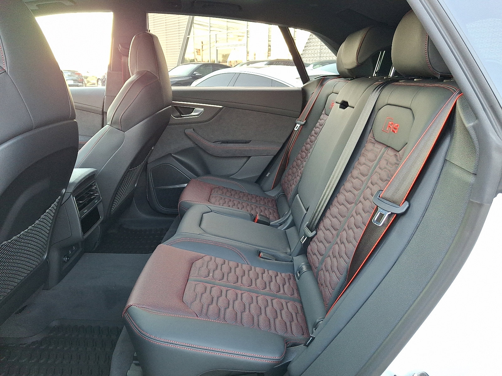 2026 Audi RS Q8 Base - Photo 8