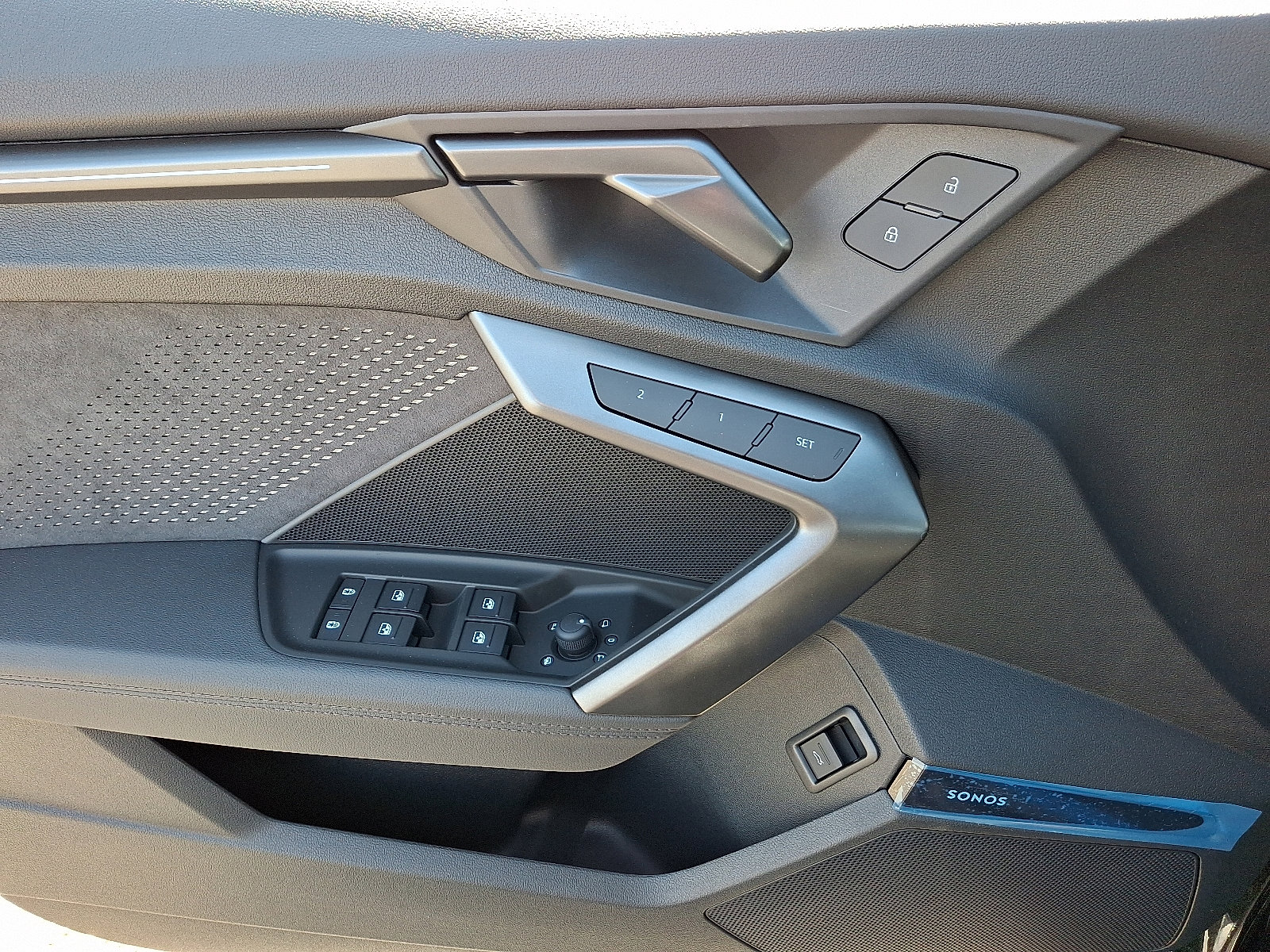 2026 Audi RS 3 Base - Photo 8