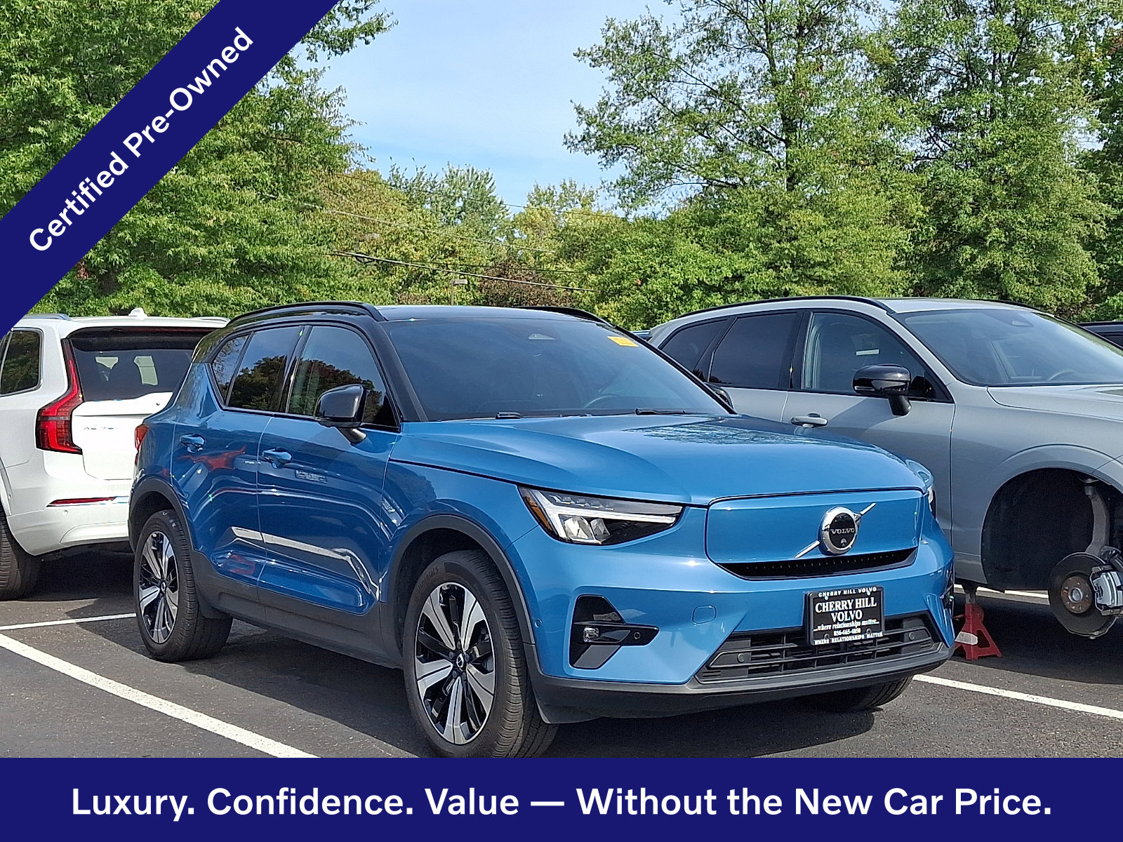 2023 Volvo XC40 Plus