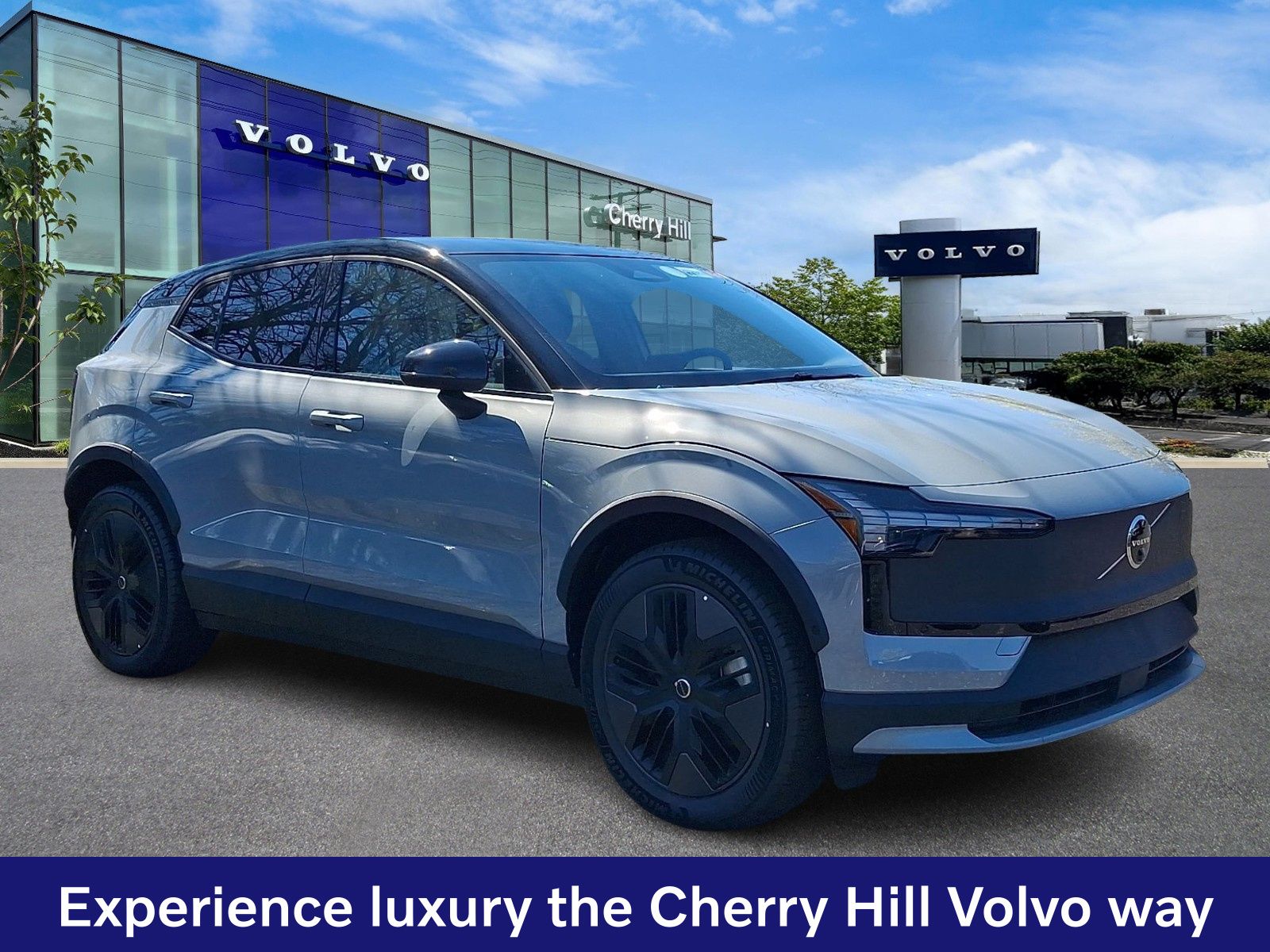 2026 Volvo EX30 Cross Country