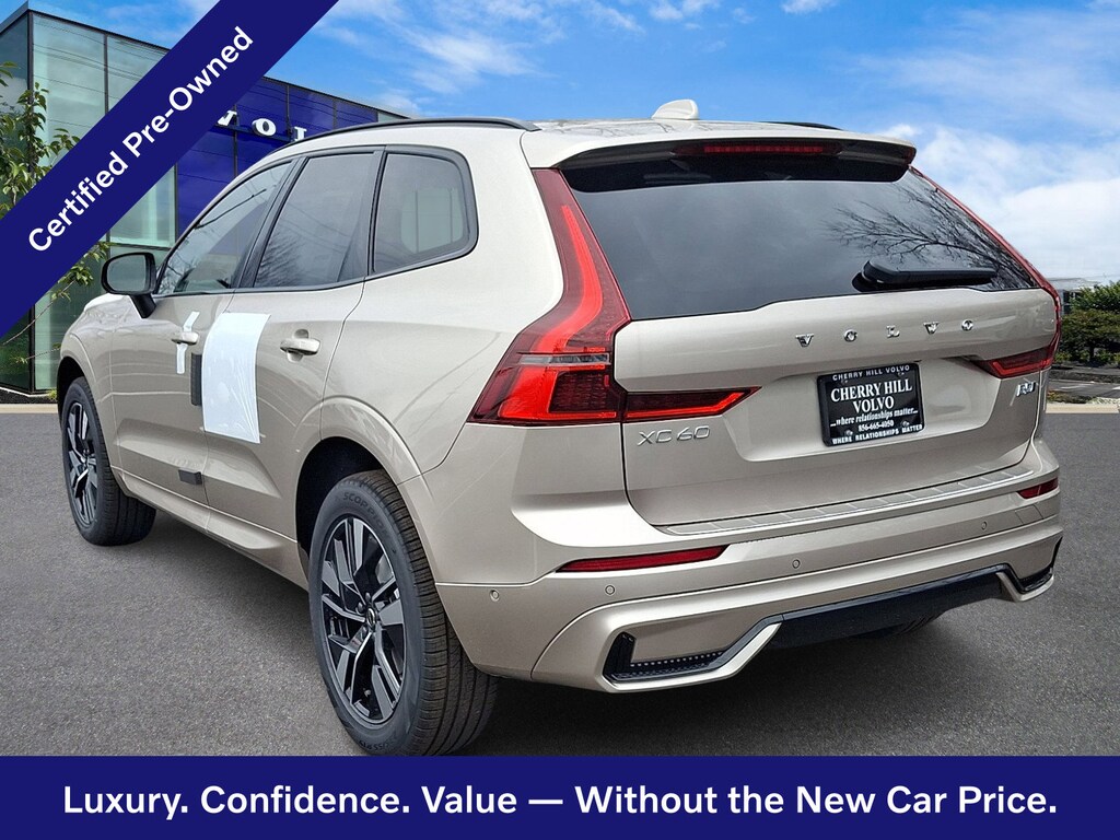 New 2026 Volvo XC60 B5 Plus SUV
