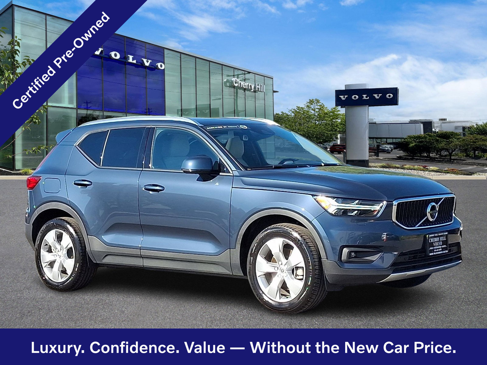 2022 Volvo XC40