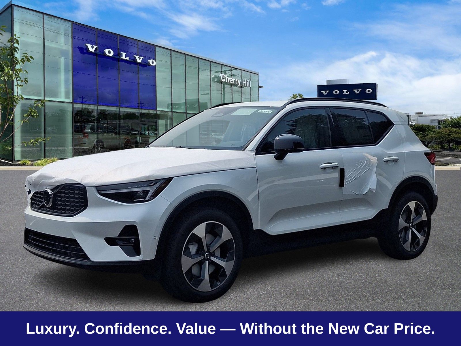 New 2026 Volvo XC40 B5 Plus SUV