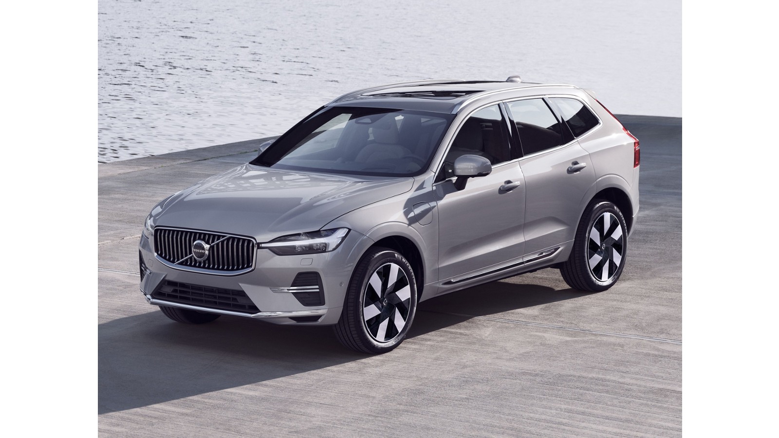 Used 2024 Volvo XC60 Recharge Plug-In Hybrid T8 Plus Dark Theme SUV