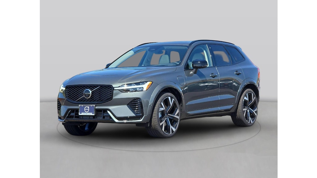 New 2027 Volvo XC60 plug-in hybrid T8 Ultra SUV