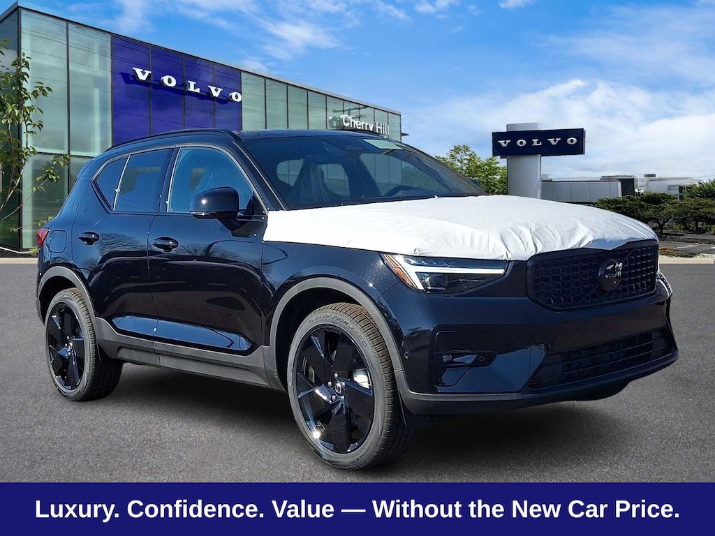 New 2026 Volvo XC40 B5 Ultra Black Edition SUV