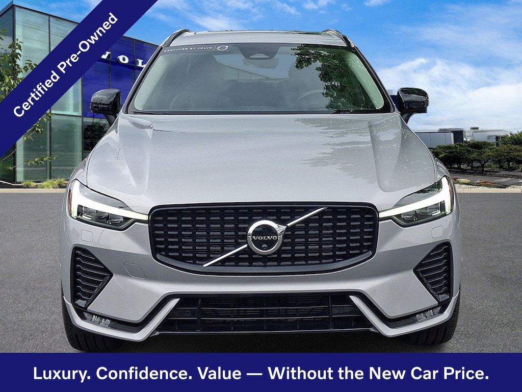 Certified 2023 Volvo XC60 B5 Ultimate Dark Theme SUV