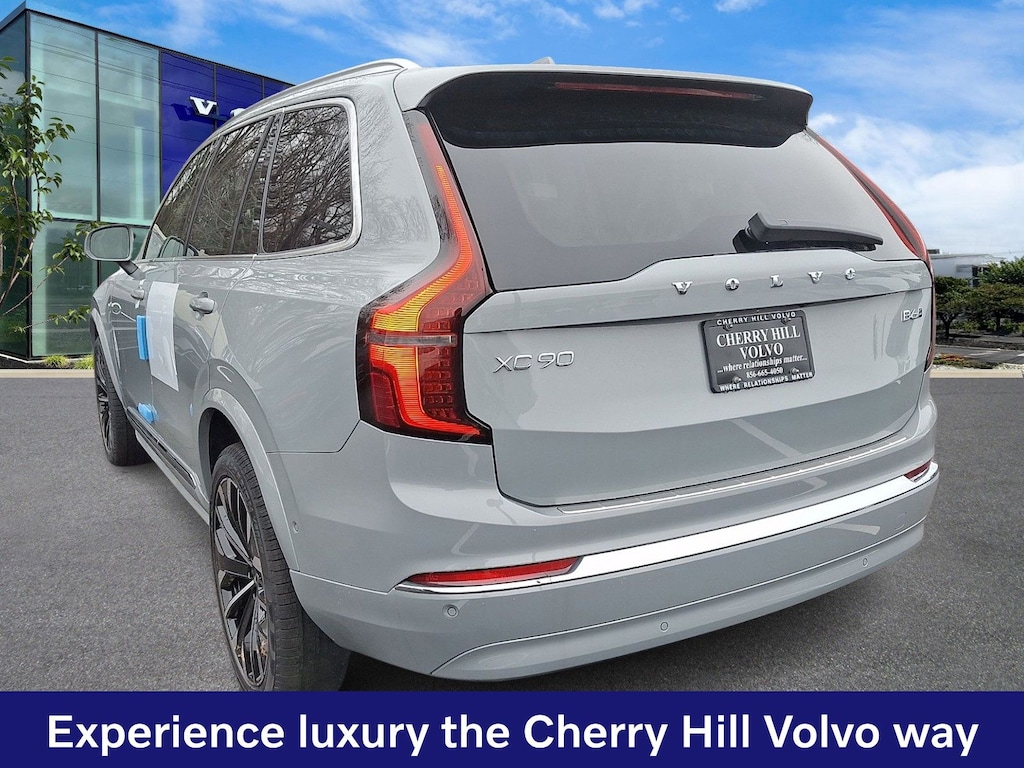 New 2026 Volvo XC90 B6 Plus 7-Seater SUV