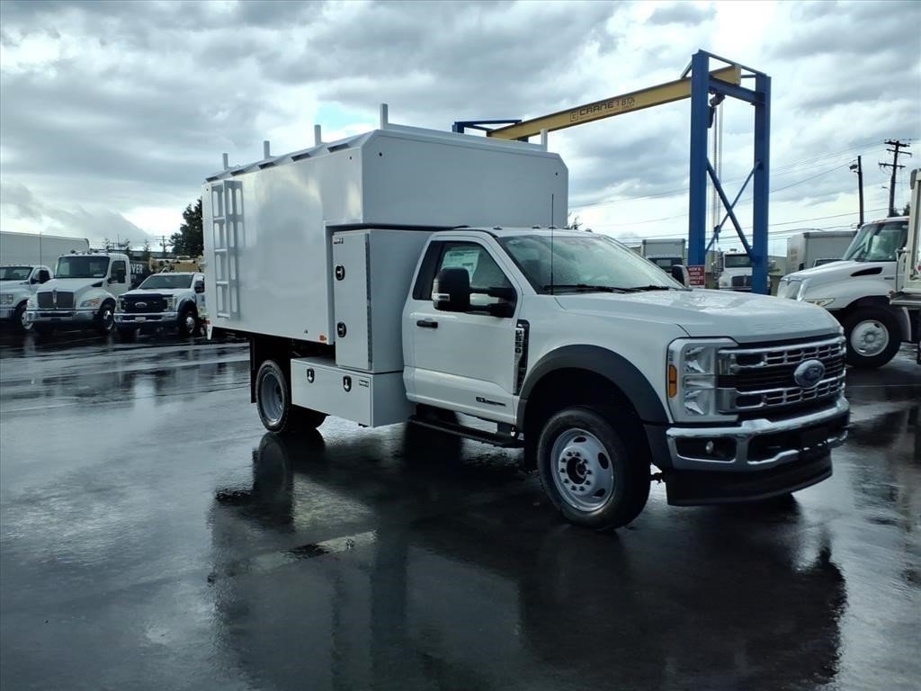  Ford F-550 Chassis