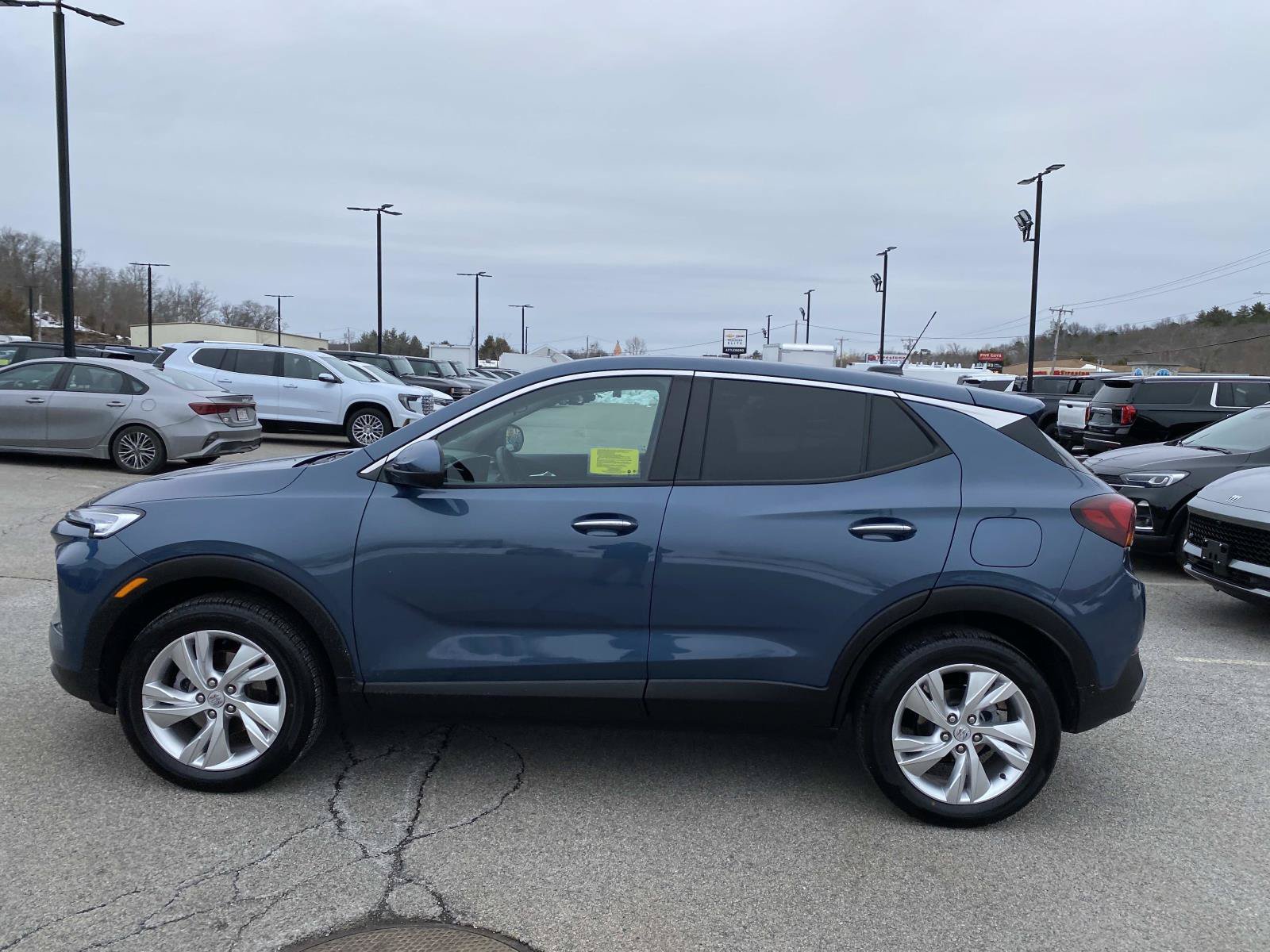 Used 2025 Buick Encore GX Preferred SUV