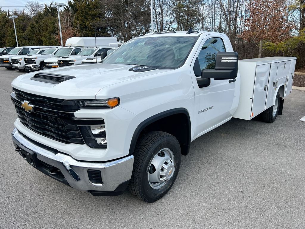 2026 Chevrolet Silverado 3500 Chassis Cab