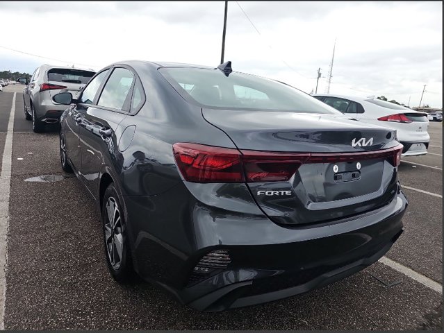 Used 2023 Kia Forte LXS Sedan