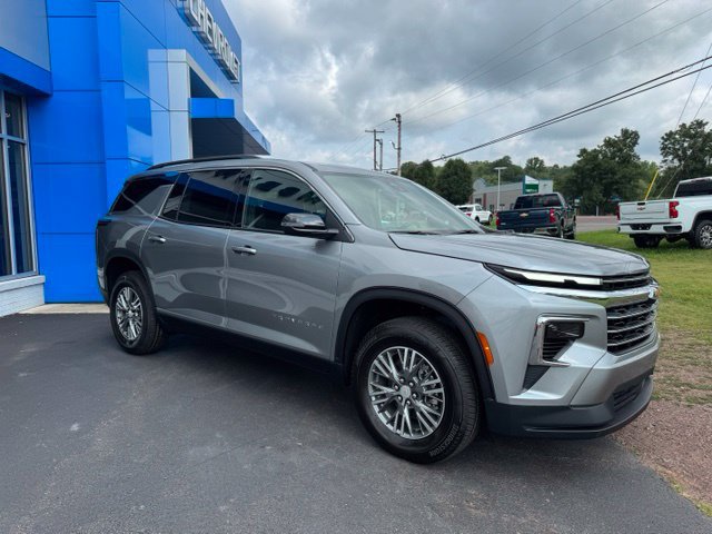 New 2026 Chevrolet Traverse LT SUV